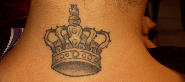 snopes-sex-trafficking-human-symbol-crown-tattoo